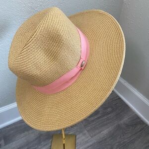NWOT C.C Women Fashion Trendy Straw Sunblock Wide Brim Adjustable Hat Pink Band